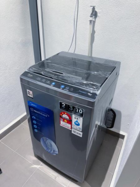 Splash Mania Air-Con Suite with Bluey Pool View